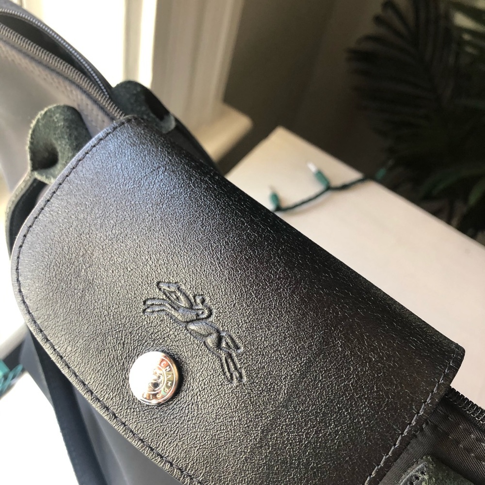 Longchamp Le Pliage Nylon Shoulder Bag (BLACK)